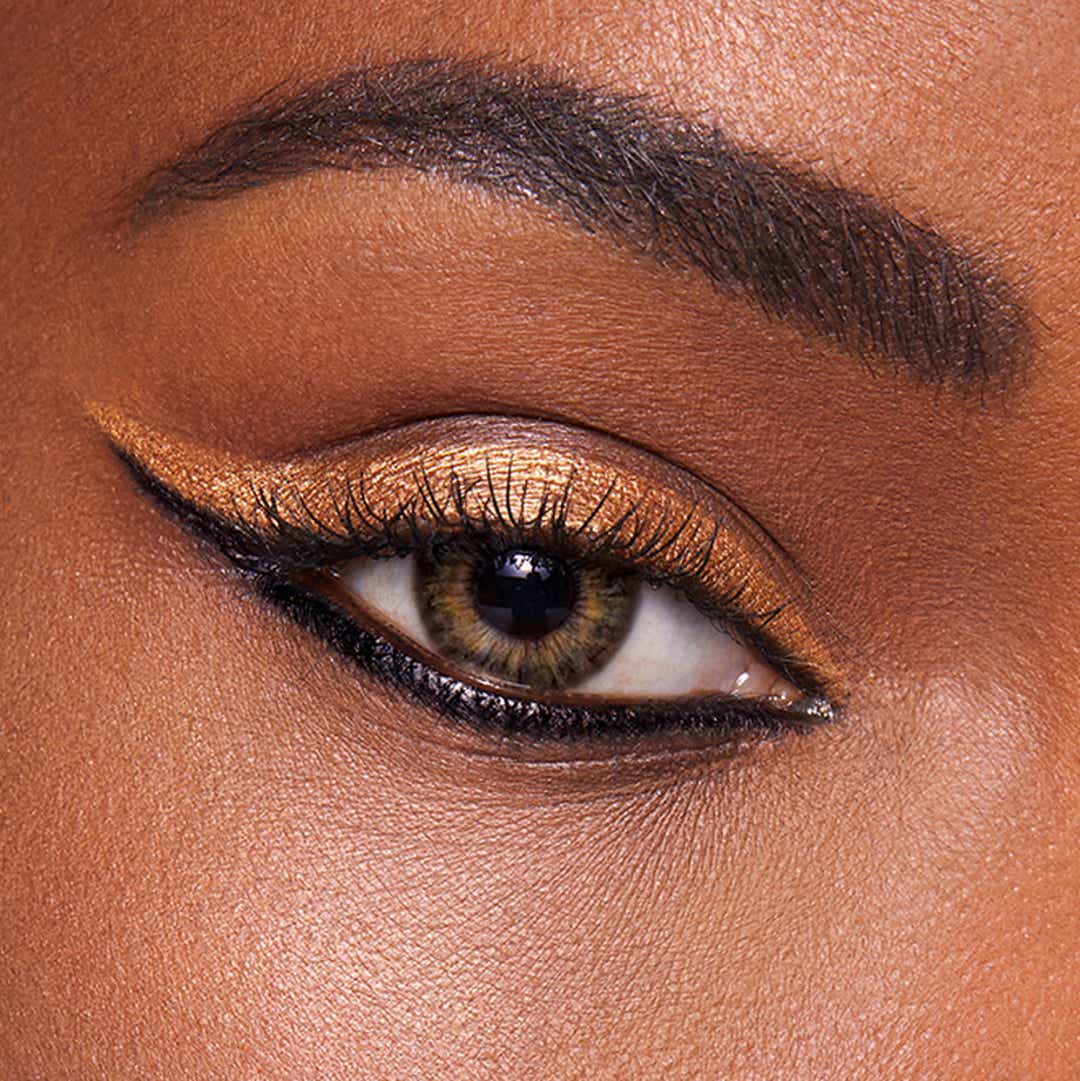 Look_03_24HR_Kohl_Eyeliner_Look2_Aissata_0024_Rtch_1x1.jpg
